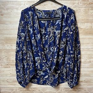 White House Black Market Size 14 Blue Black Paisley Floral Blouse